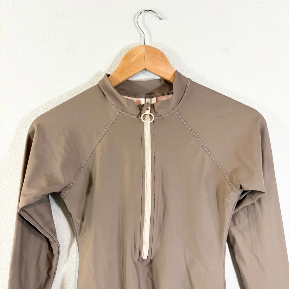 Madewell Second Wave Rash Guard One Piece Swimsuit Size S Tan (Castle Rock) - Picture 2 of 12